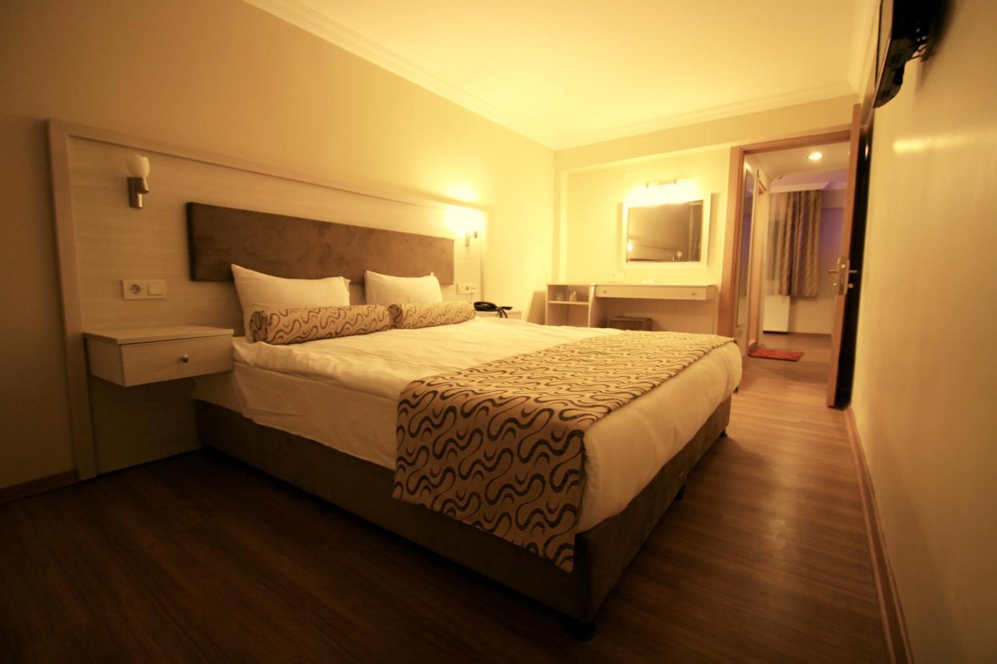 Grand Zeybek Hotel Esmirna Exterior foto