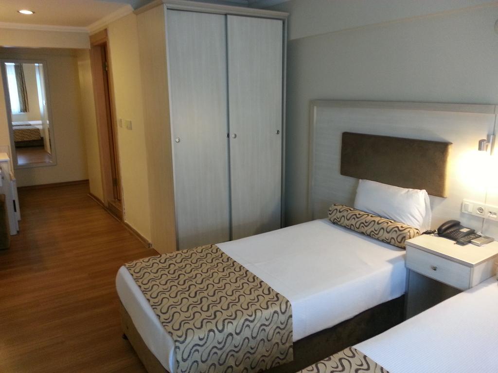 Grand Zeybek Hotel Esmirna Exterior foto