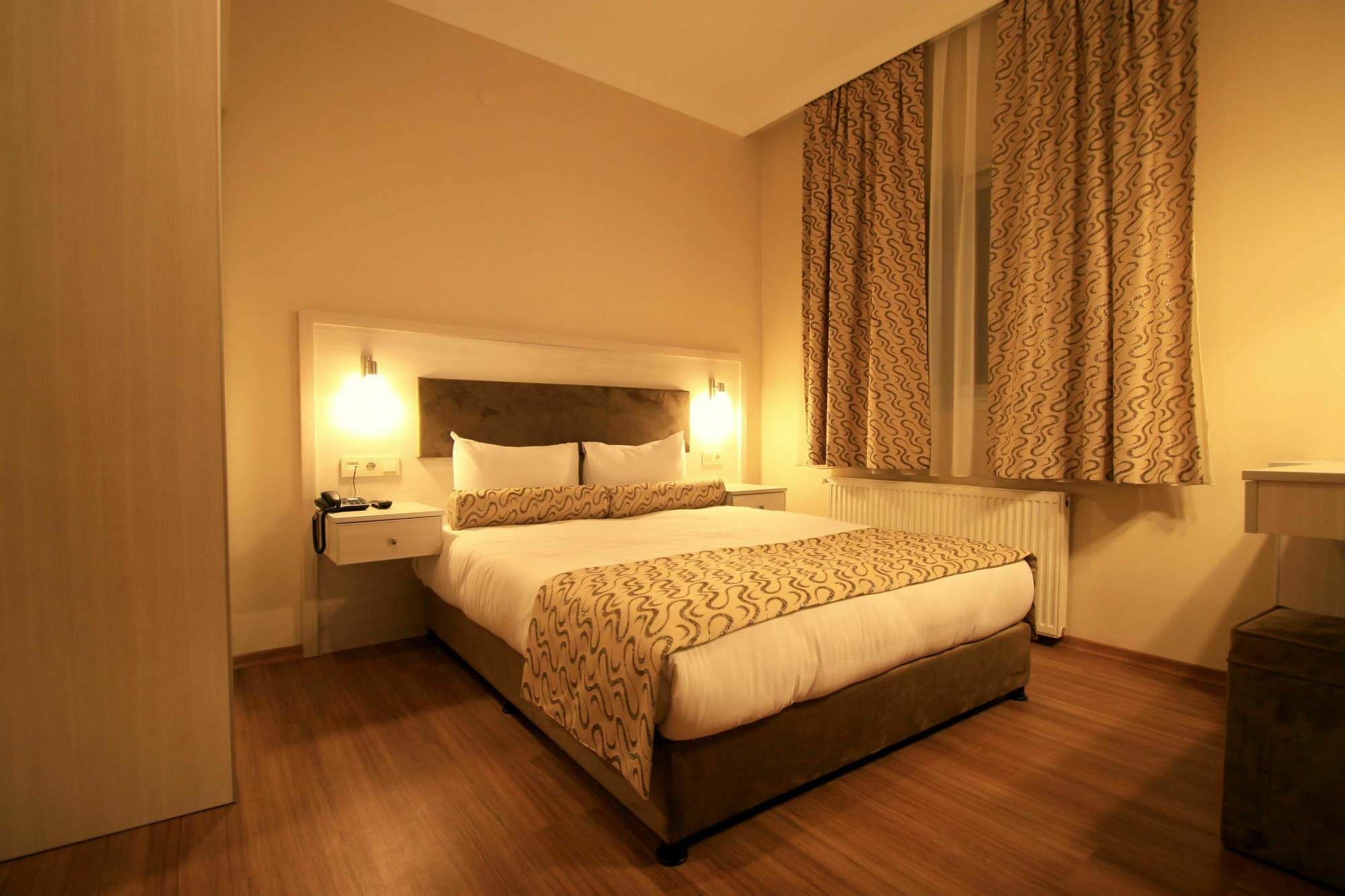 Grand Zeybek Hotel Esmirna Exterior foto